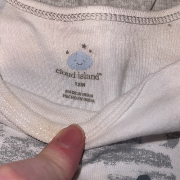 Bundle 12 month bodysuits - Picture 4 of 5